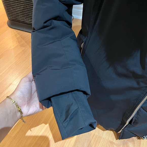 Selling ASAP‼️Rudsak Women’s Jacket - Picture 6 of 16